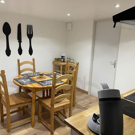 Appart 2 Pieces 35M2,Centre Ville, Parking Gratuit Bourges Exteriör bild
