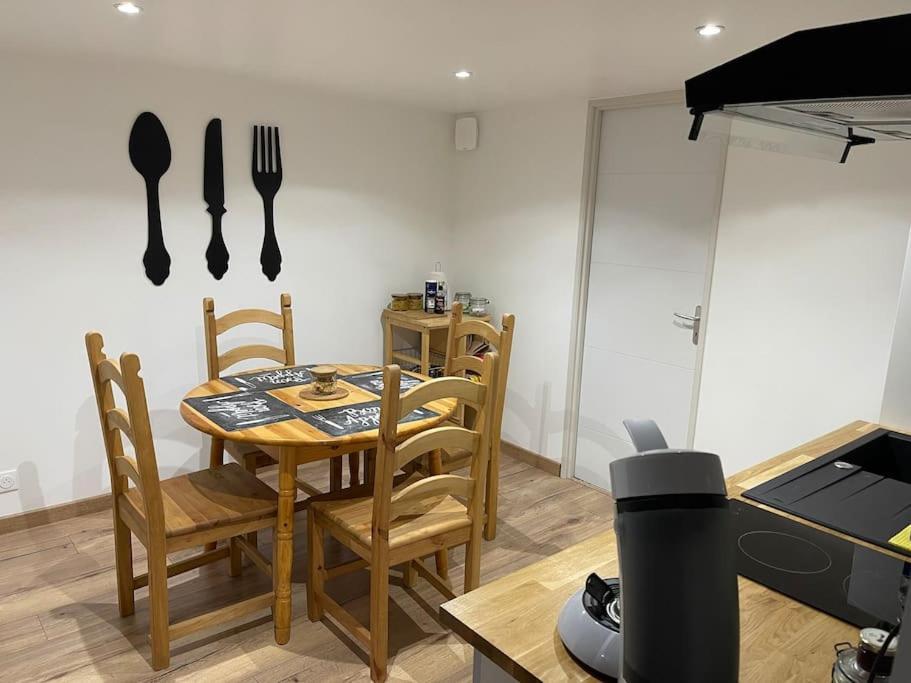 Appart 2 Pieces 35M2,Centre Ville, Parking Gratuit Bourges Exteriör bild