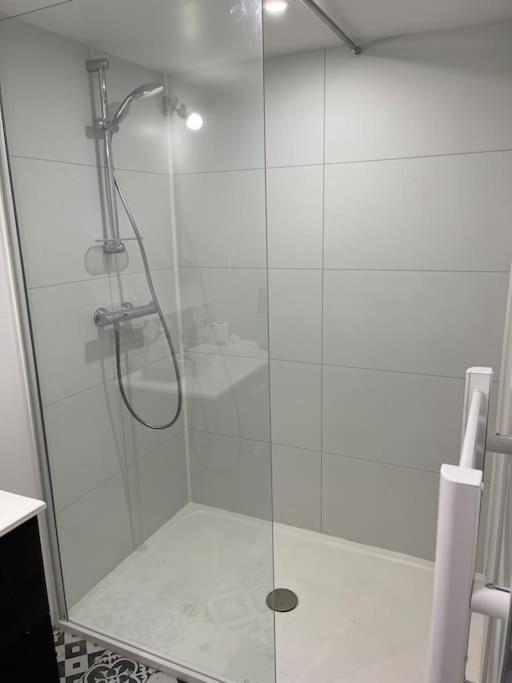 Appart 2 Pieces 35M2,Centre Ville, Parking Gratuit Bourges Exteriör bild